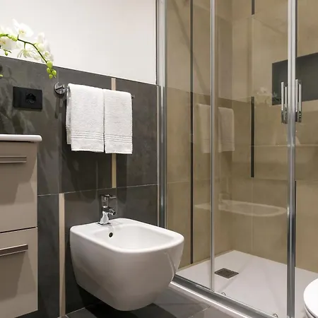 Aparthotel Emerald 4*